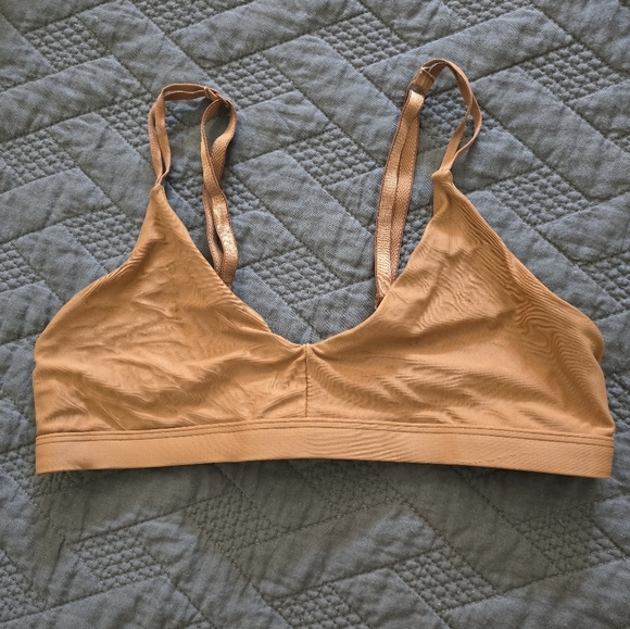 Bralettes Nude Barre Size Medium New Lot of 2 - Picture 7 of 8
